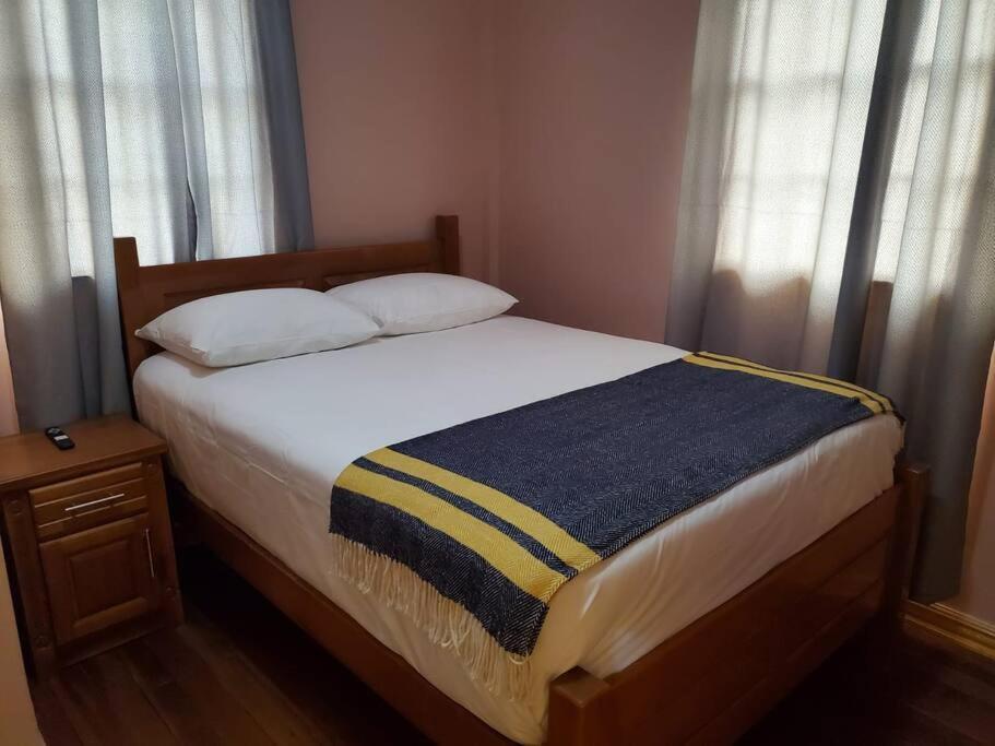 Upstairs 2 Bedroom Avalon Regia Apartment Georgetown Zewnętrze zdjęcie