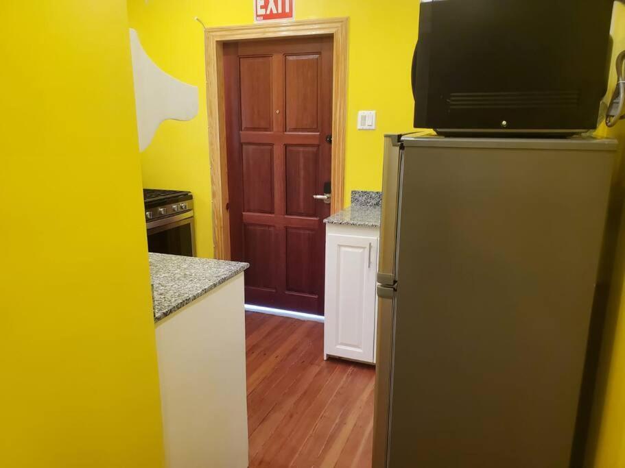 Upstairs 2 Bedroom Avalon Regia Apartment Georgetown Zewnętrze zdjęcie